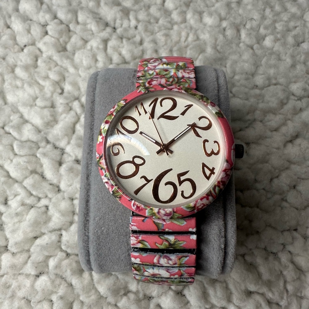 Floral Pink Women's Expandable Watch - Stylish Garden Print